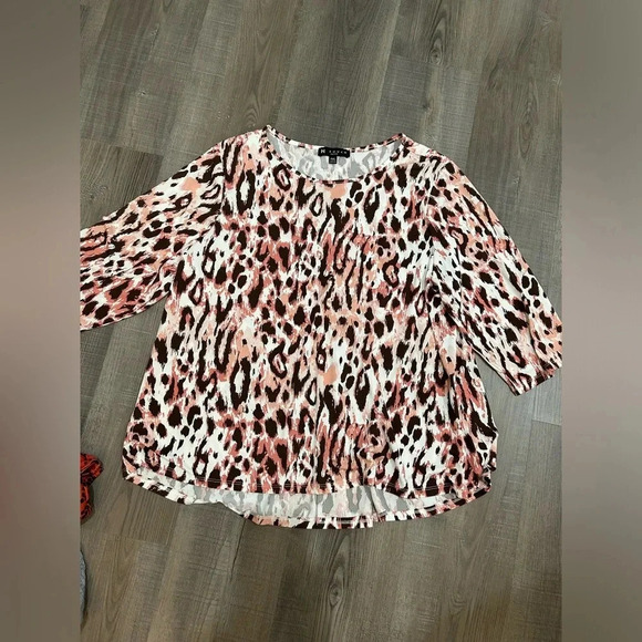 Touch blouse - Picture 1 of 3